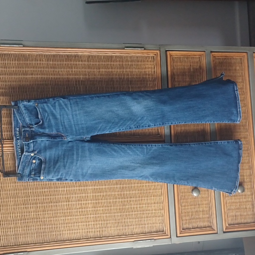 American Eagle Super High Rise Flare Next Level Stretch Jeans